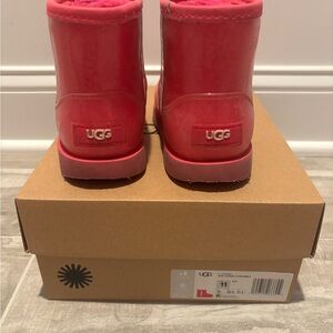 Kids UGG mini clear pink boots